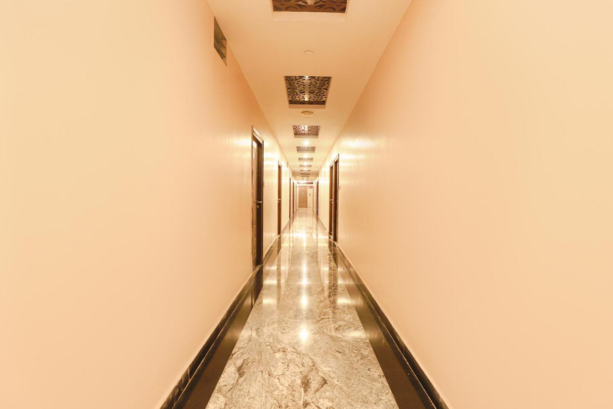 Fabhotel Nk Courtyard - Nr Guindy Industrial Estate Chennai Exteriör bild